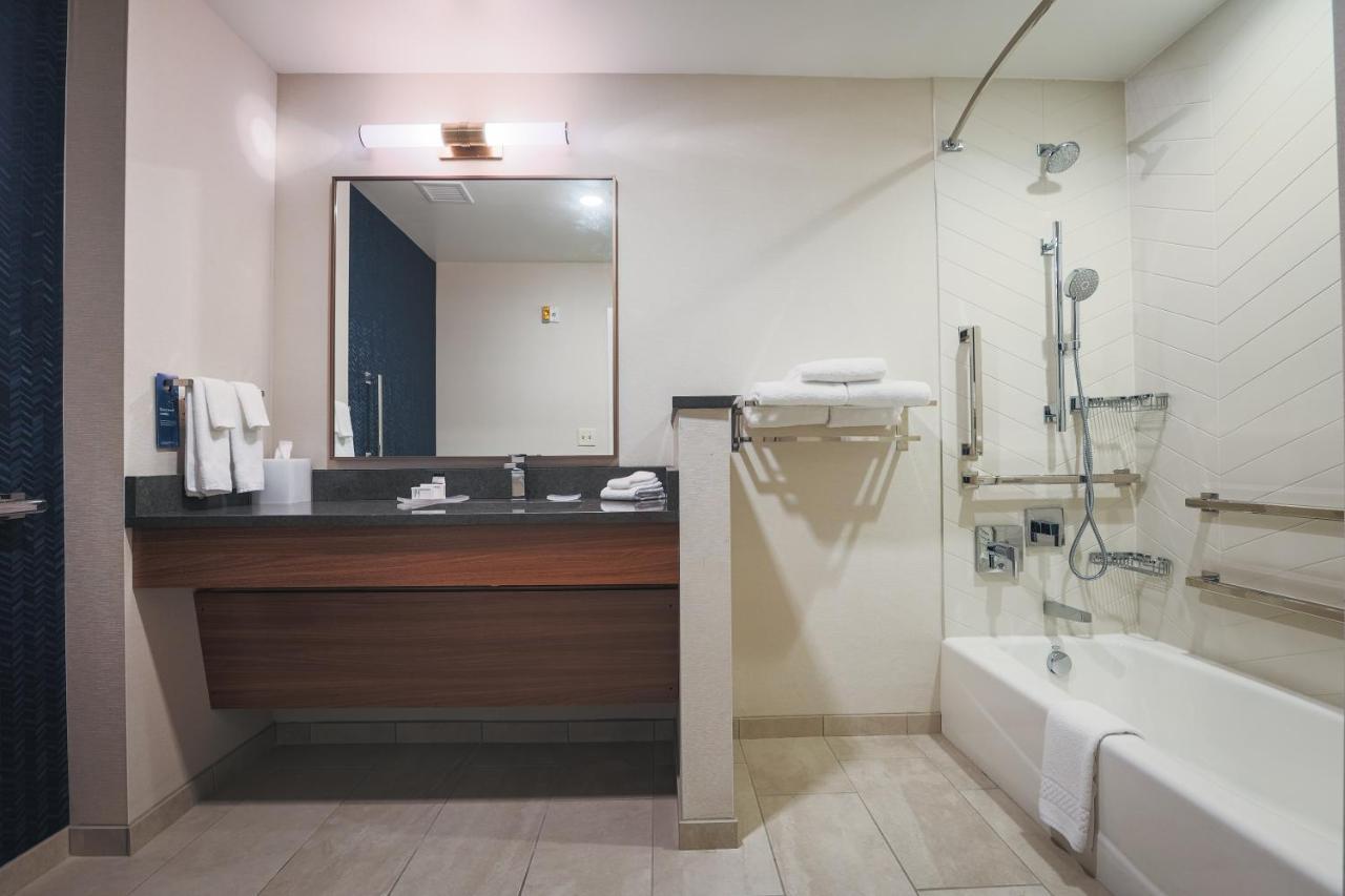Fairfield Inn & Suites Marquette Dış mekan fotoğraf