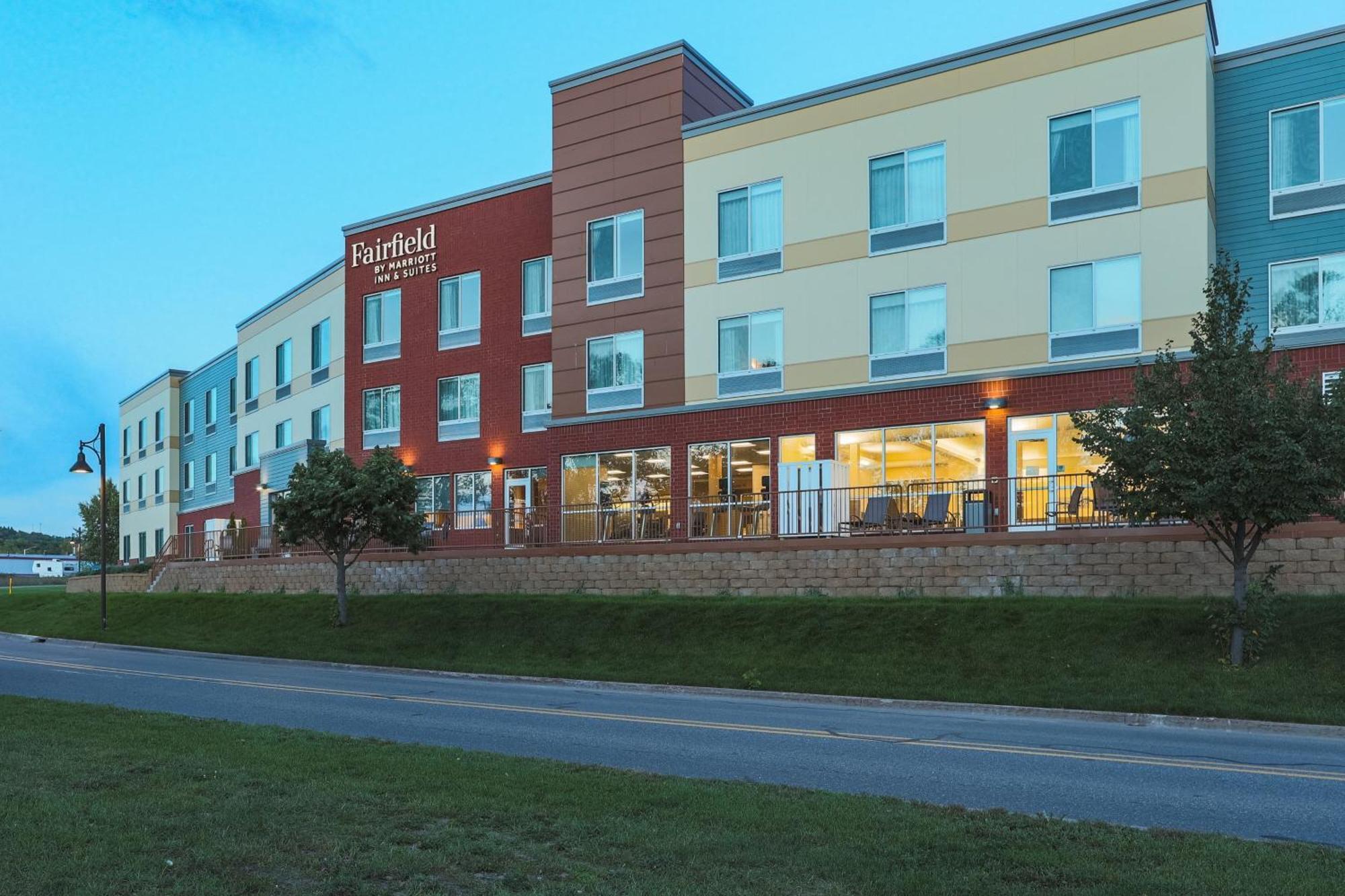 Fairfield Inn & Suites Marquette Dış mekan fotoğraf